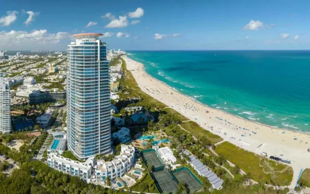 House cleaning in Sarasota, FL